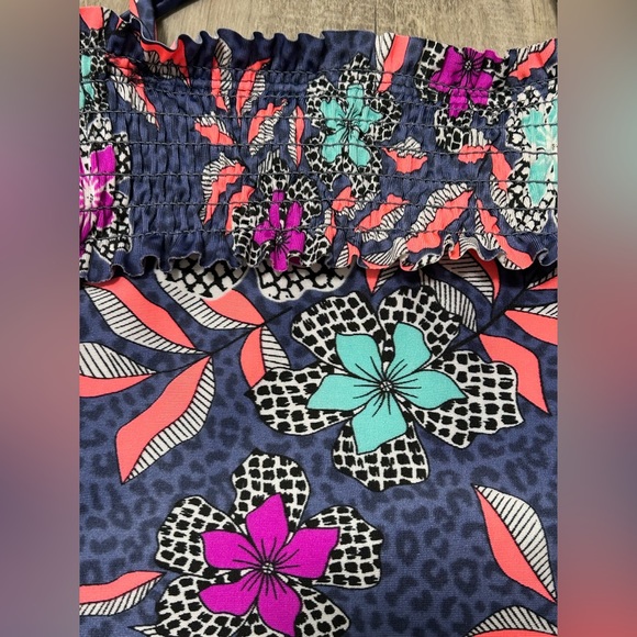 3/$15: Art Class Off-the-Shoulder Swimwear - Picture 3 of 4